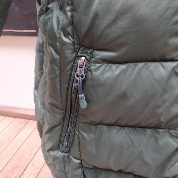 Packable Down Jacket - Picture 4 of 11